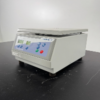 VWR Clinical 200 Centrifuge image 1